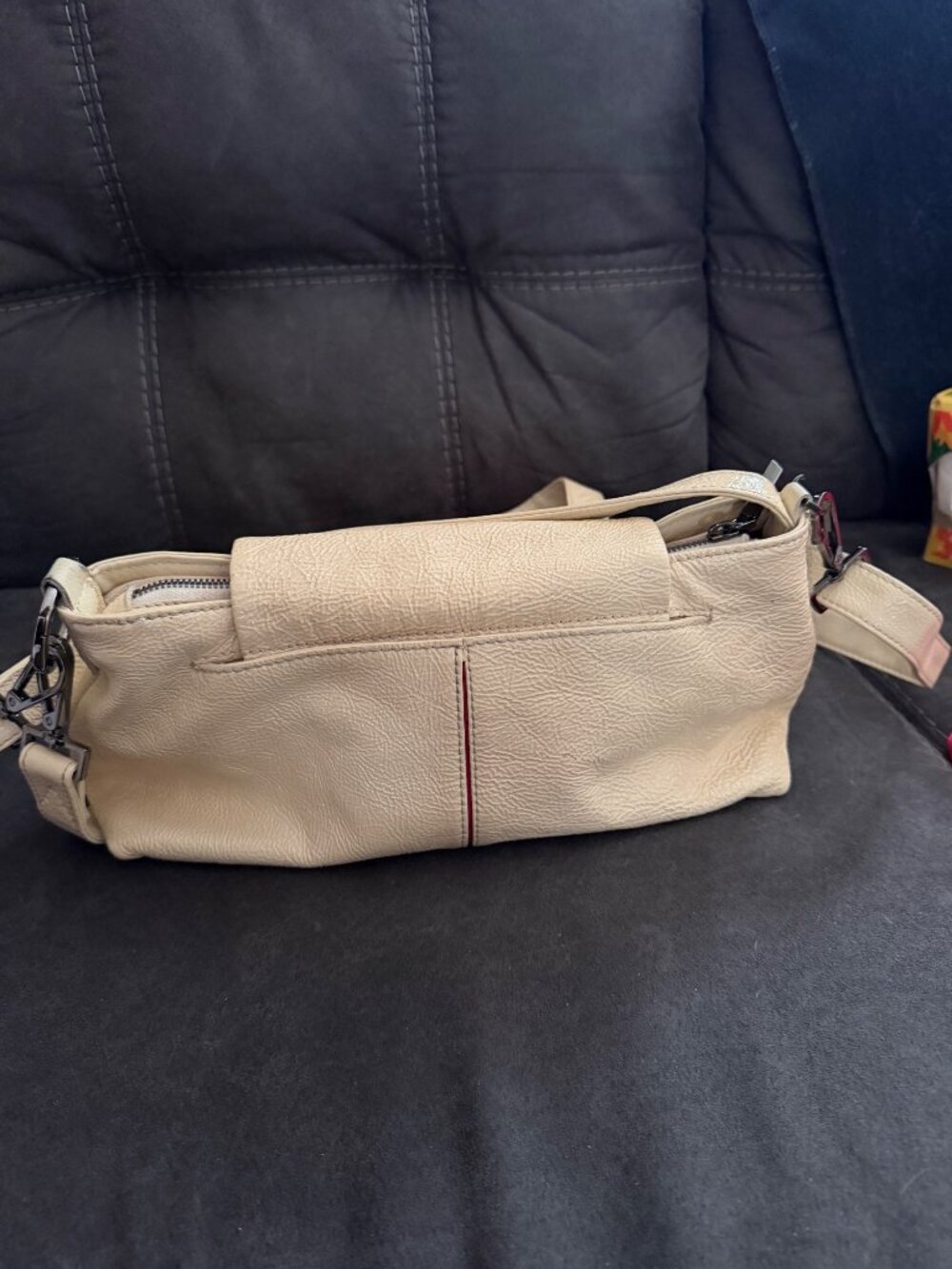 Hammitt VIP Satchel Cream Textured Leather Shoulder Bag With Stud Accents & Remo - Picture 7 of 13